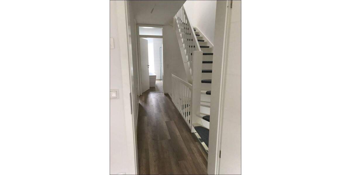 Reihenmittelhaus Greifswald Eldena - 5 Zimmer, 135 m&sup2;, 1.450&euro; | Angebot:25663493