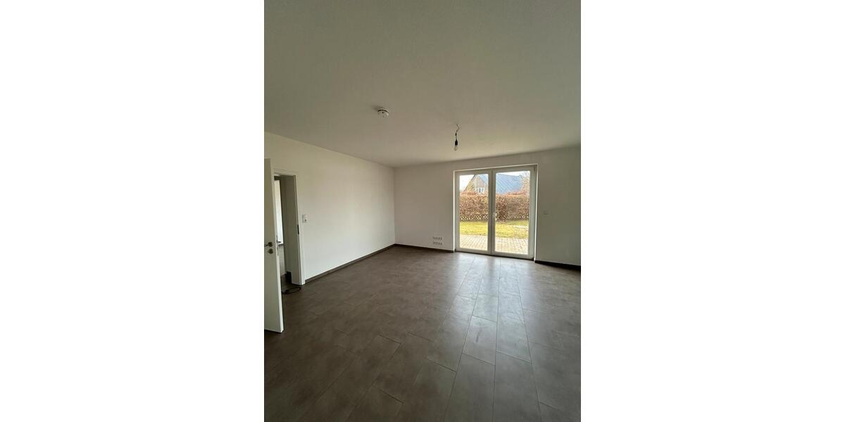 Erdgeschoßwohnung Lubmin - 4 Zimmer, 109 m&sup2;, 1.145&euro; | Angebot:25710946