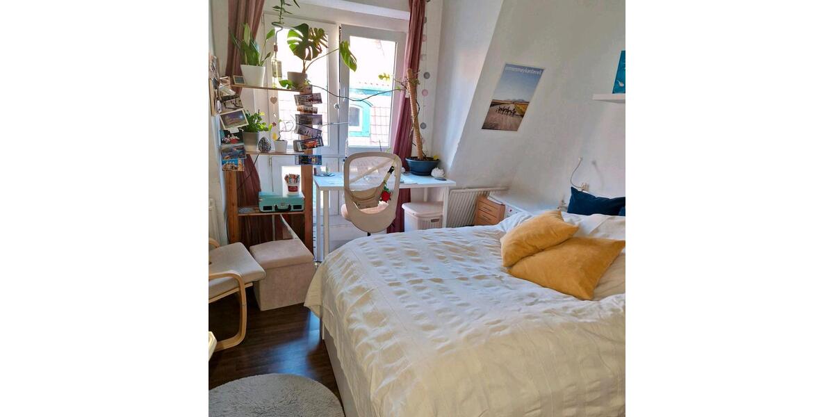 Dachgeschoßwohnung Greifswald - 3 Zimmer, 12 m&sup2;, 800&euro; | Angebot:25834075