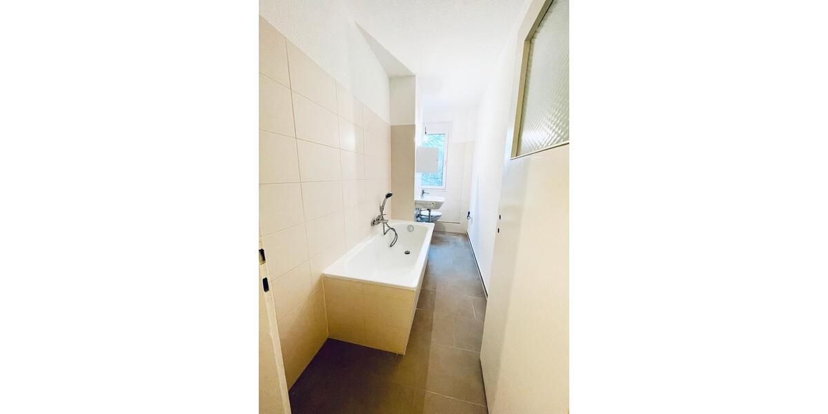 Etagenwohnung Greifswald - 1 Zimmer, 33 m&sup2;, 415&euro; | Angebot:25723468