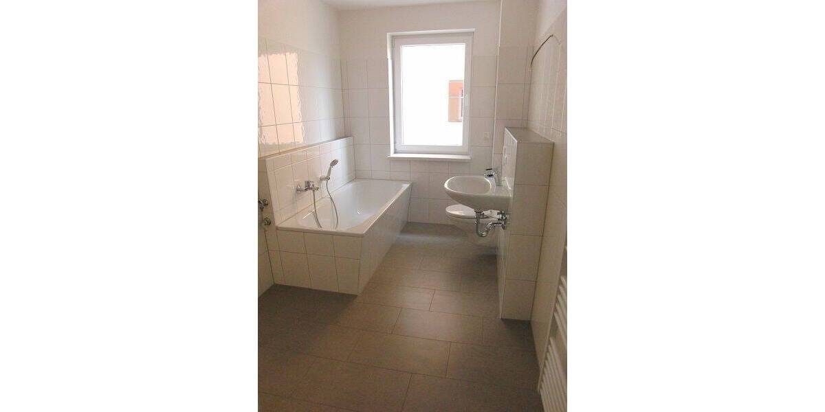 Etagenwohnung Greifswald Südliche Mühlenvorstadt - 3 Zimmer, 77 m&sup2;, 895&euro; | Angebot:26540486