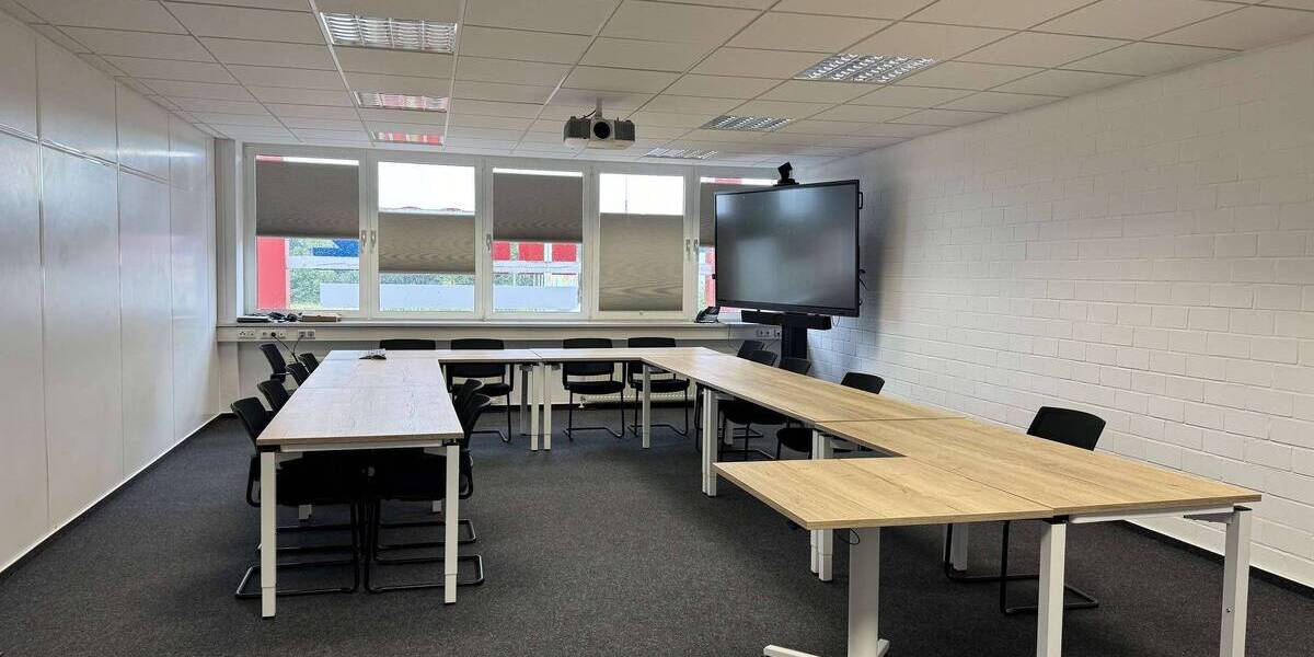 Gewerbeobjekt Greifswald Industriegebiet - 3 Zimmer, 197 m&sup2;, 1.379&euro; | Angebot:25664104