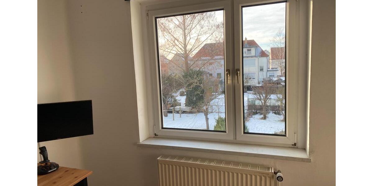 Etagenwohnung Greifswald - 4 Zimmer, 85 m&sup2;, 1.100&euro; | Angebot:25824977