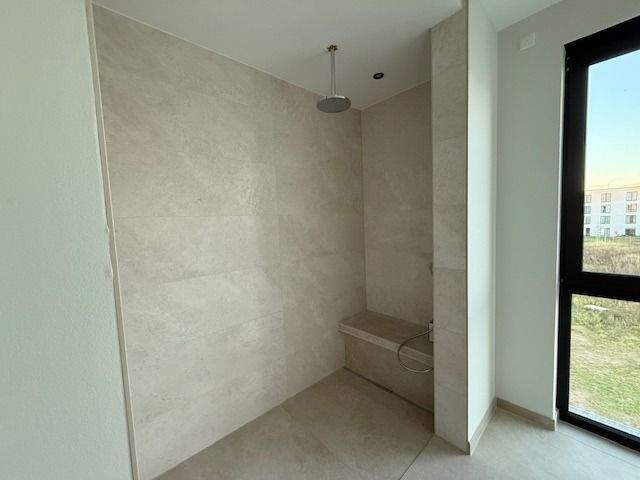 Etagenwohnung Greifswald Groß Schönwalde - 4 Zimmer, 137 m&sup2;, 1.716&euro; | Angebot:25728918