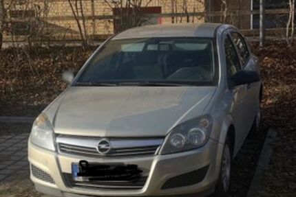 Opel Astra 99.800 km 2.499 &euro; Greifswald 17489