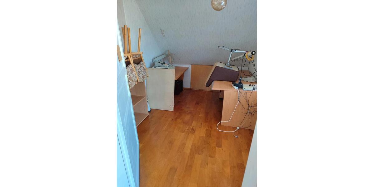 Einfamilienhaus Grimmen - 7 Zimmer, 130 m&sup2;, 160.000&euro; | Angebot:26415138
