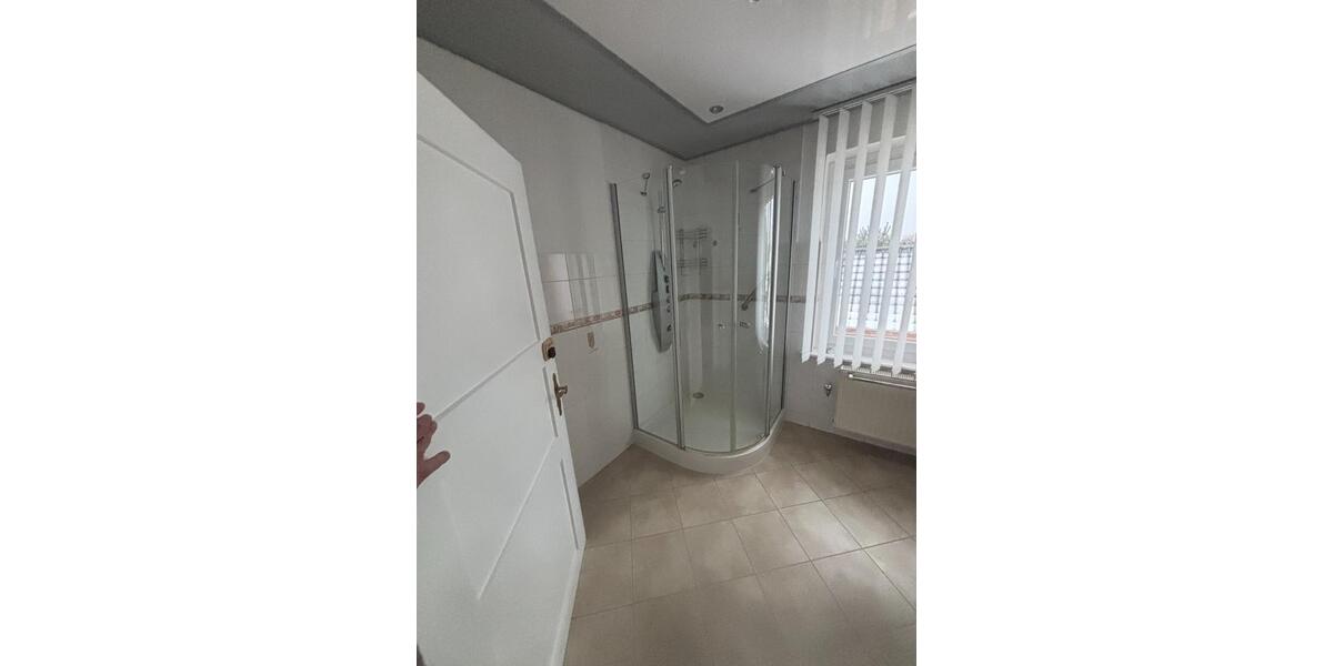 Etagenwohnung Jarmen - 5 Zimmer, 105 m&sup2;, 1.000&euro; | Angebot:25045792