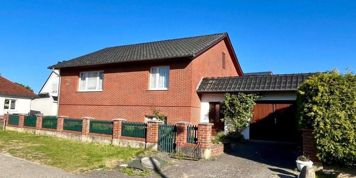 Einfamilienhaus Loitz - 5 Zimmer, 115 m&sup2;, 120.000&euro; | Angebot:25675945