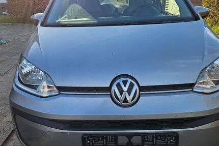 VW up! 33.887 km 8.590 &euro; Greifswald 17489
