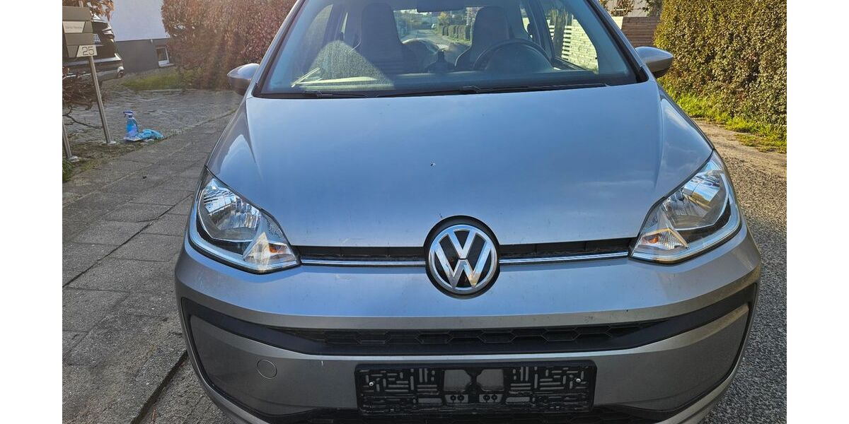 VW up! 33.887 km 8.590 &euro; Greifswald 17489