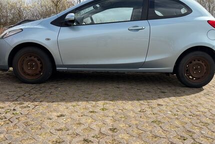 Mazda 2 97.523 km 3.299 &euro; Greifswald 17489