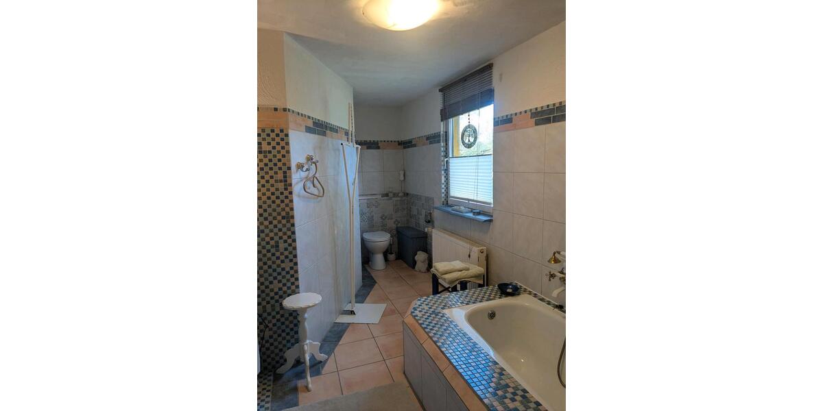 Einfamilienhaus Steinhagen - 3 Zimmer, 100 m&sup2;, 1.800&euro; | Angebot:27692060