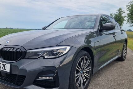 BMW 330 109.500 km 27.900 &euro; Greifswald 17489