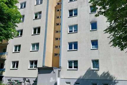 Wohnung Karlsburg - 3 Zimmer, 67 m&sup2;, 357&euro; | Angebot:24540999