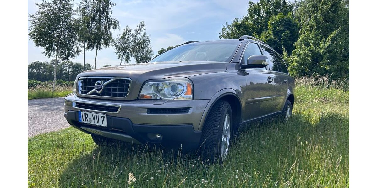 Volvo XC90 189.500 km 11.500 &euro; Sundhagen 18519