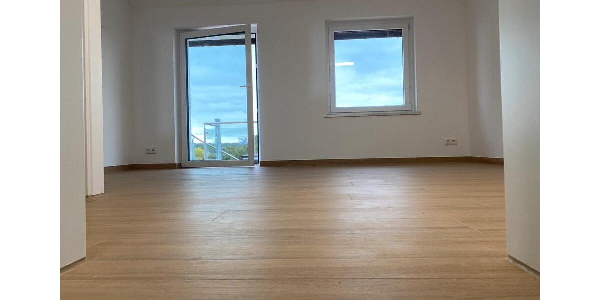 Dachgeschoßwohnung Karlsburg - 4 Zimmer, 94 m&sup2;, 1.100&euro; | Angebot:25408150