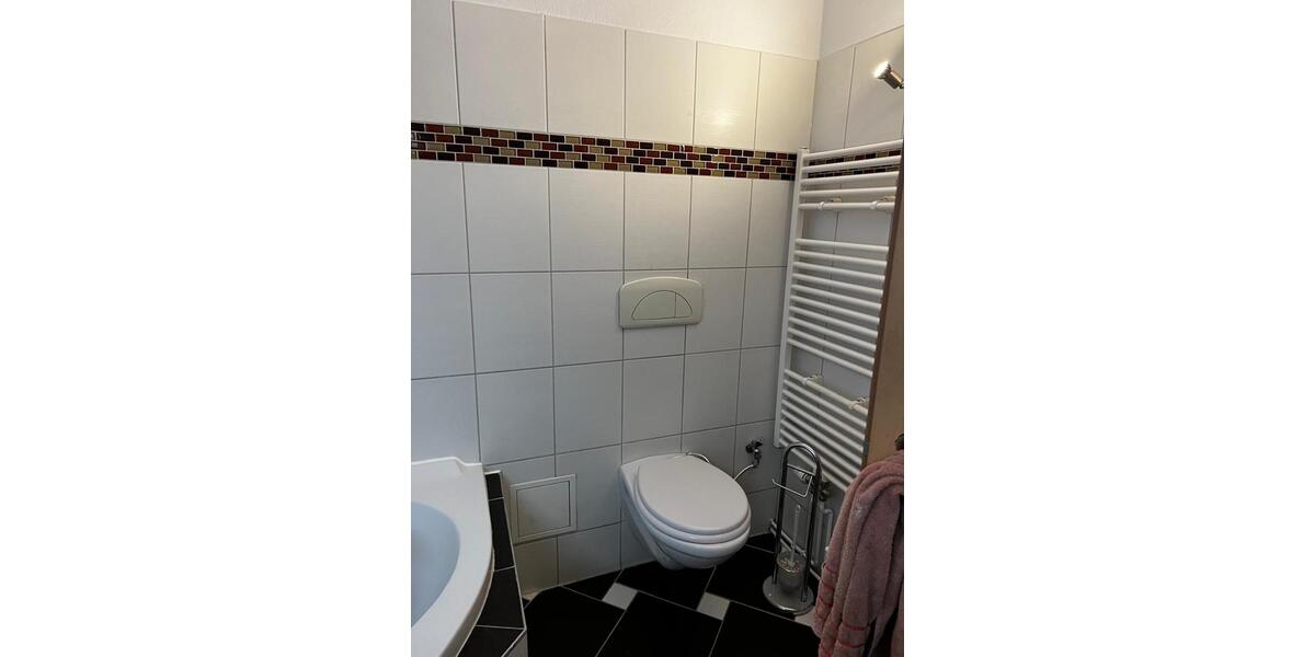 Hochparterre Greifswald Groß Schönwalde - 4 Zimmer, 105 m&sup2;, 1.500&euro; | Angebot:25931393