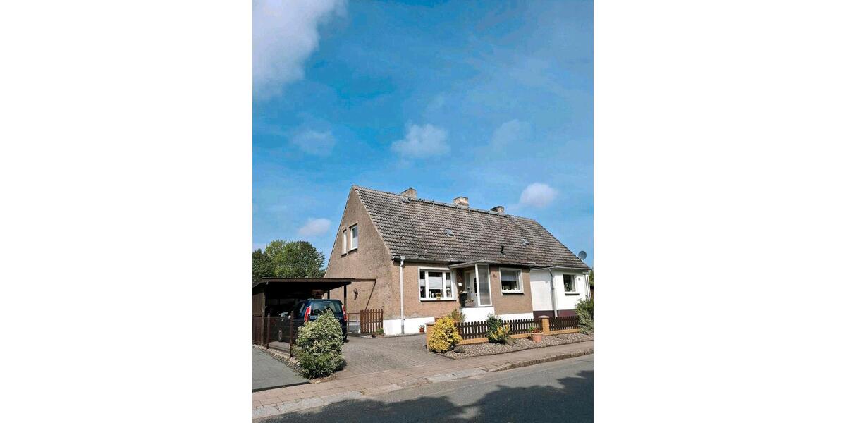 Doppelhaushälfte Gützkow - 4 Zimmer, 90 m&sup2;, 140.000&euro; | Angebot:26705799