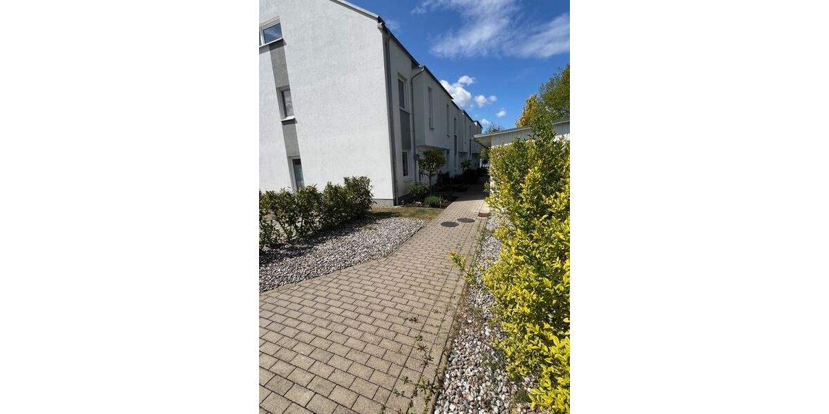 Reihenmittelhaus Greifswald Eldena - 5 Zimmer, 135 m&sup2;, 1.450&euro; | Angebot:25663493