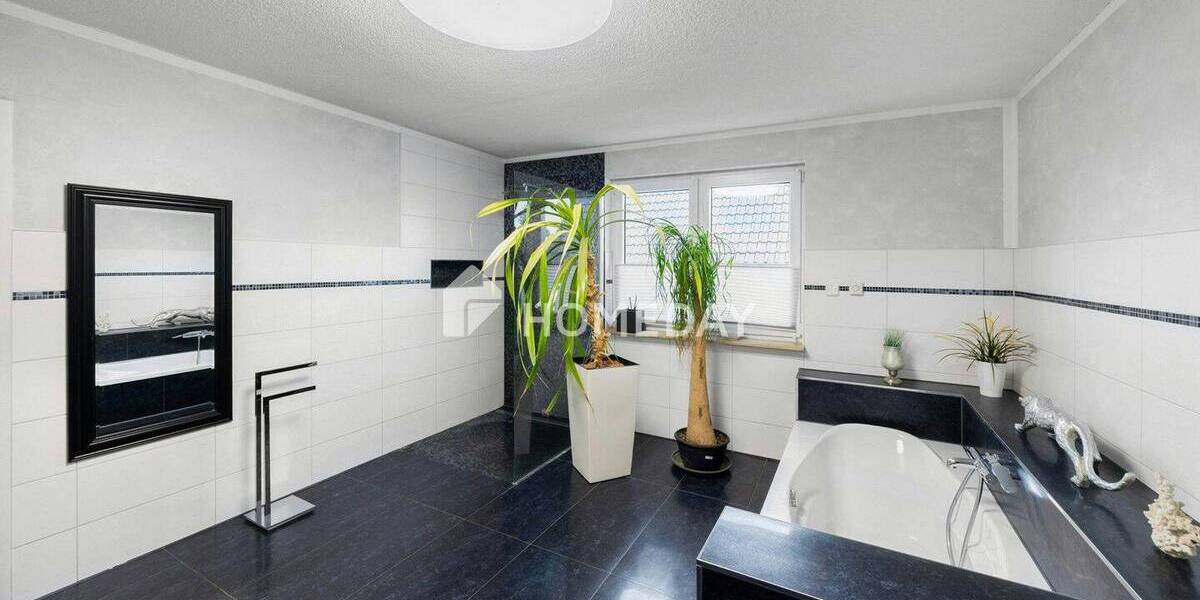 Einfamilienhaus Bandelin - 7 Zimmer, 230 m&sup2;, 465.000&euro; | Angebot:25697546