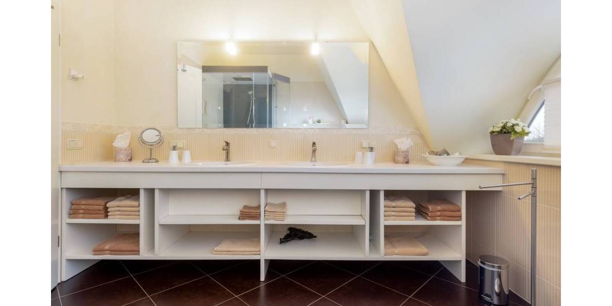 Einfamilienhaus Poseritz Puddemin - 4 Zimmer, 192 m&sup2;, 850.000&euro; | Angebot:26129496