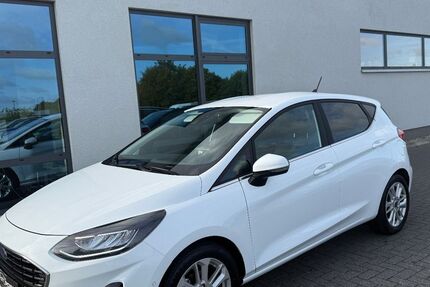 Ford Fiesta 11.066 km 14.990 &euro; Greifswald 17489