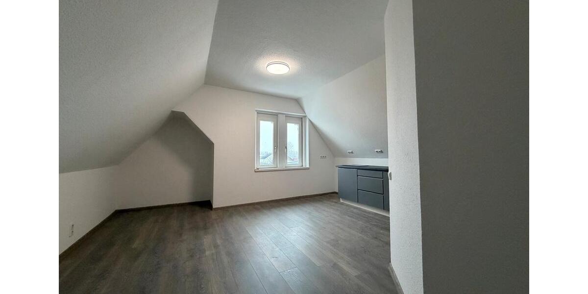 Dachgeschoßwohnung Greifswald - 1 Zimmer, 20 m&sup2;, 490&euro; | Angebot:25183336