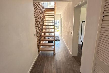 Haus Jarmen - 3.5 Zimmer, 100 m&sup2;, 1.100&euro; | Angebot:27624736