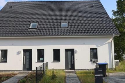 Haus Steinhagen - 4 Zimmer, 112 m&sup2;, 1.250&euro; | Angebot:26416791