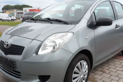 Toyota Yaris 118.679 km 4.690 &euro; Greifswald 17489