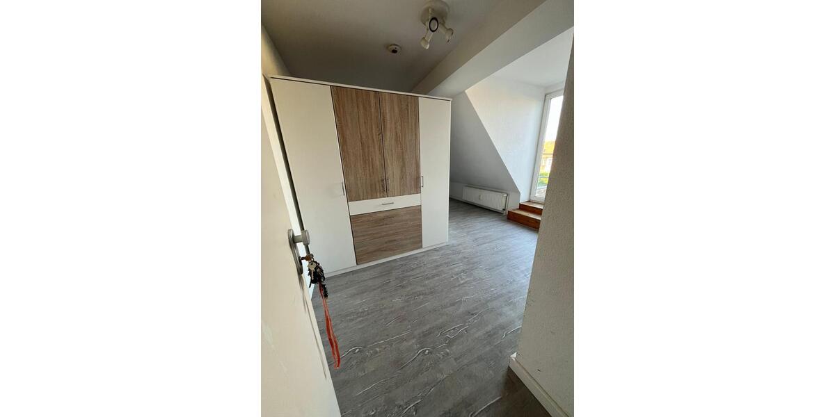 Dachgeschoßwohnung Greifswald - 1 Zimmer, 21 m&sup2;, 278&euro; | Angebot:25550472