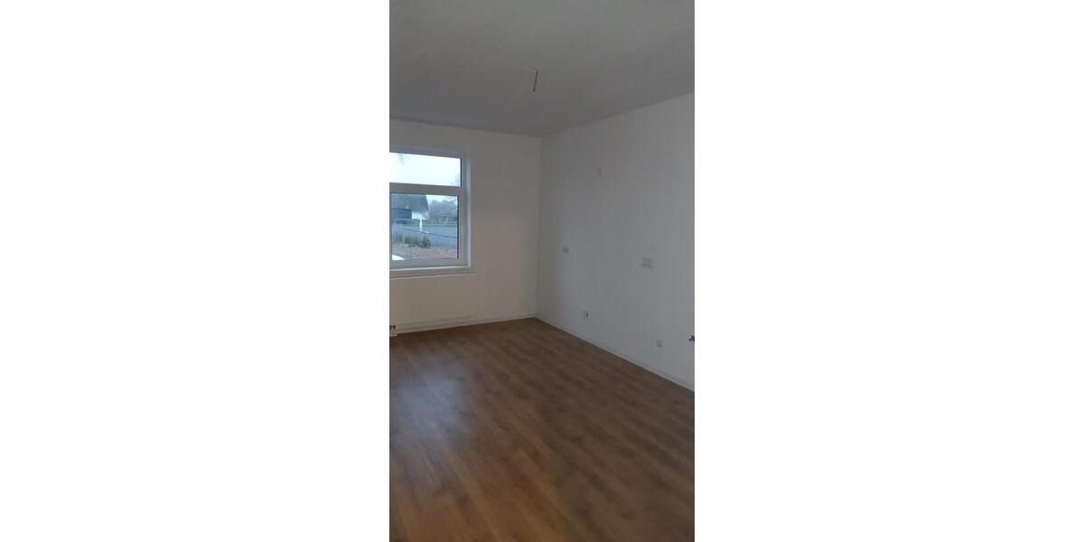 Etagenwohnung Neuenkirchen - 4 Zimmer, 120 m&sup2;, 1.200&euro; | Angebot:25870754