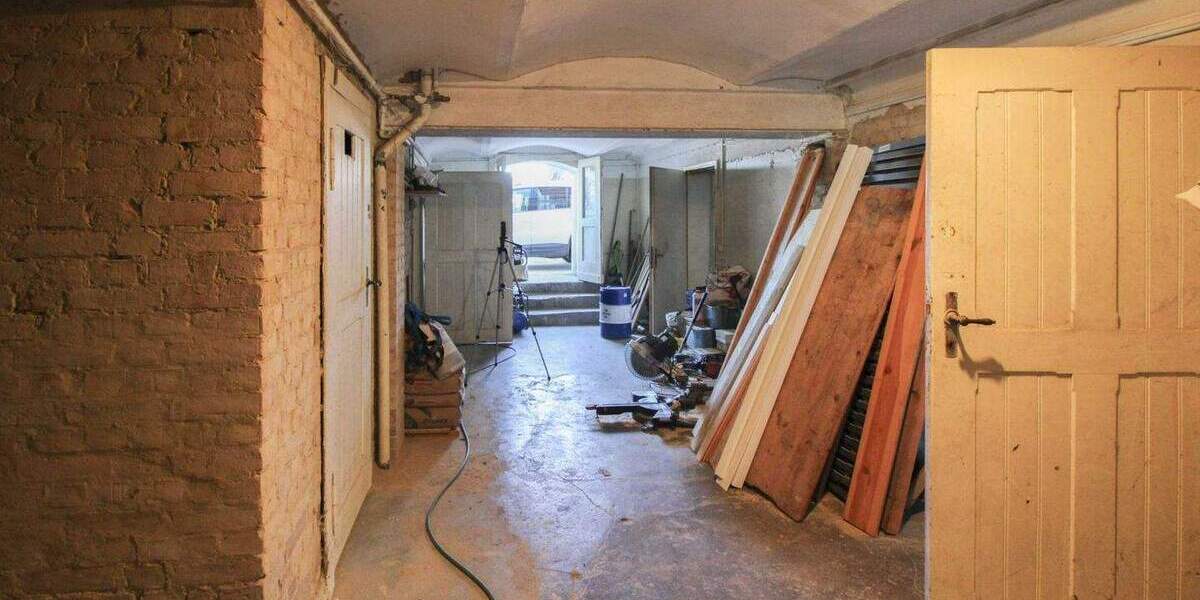 Mehrfamilienhaus, Wohnhaus Hinrichshagen Hinrichshagen Hof II - 9 Zimmer, 278 m&sup2;, 315.000&euro; | Angebot:25773285