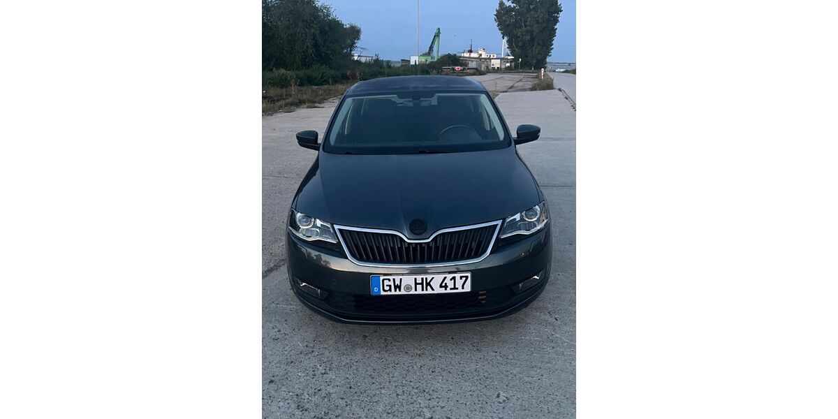 Skoda Rapid 72.000 km 12.600 &euro; Greifswald 17489