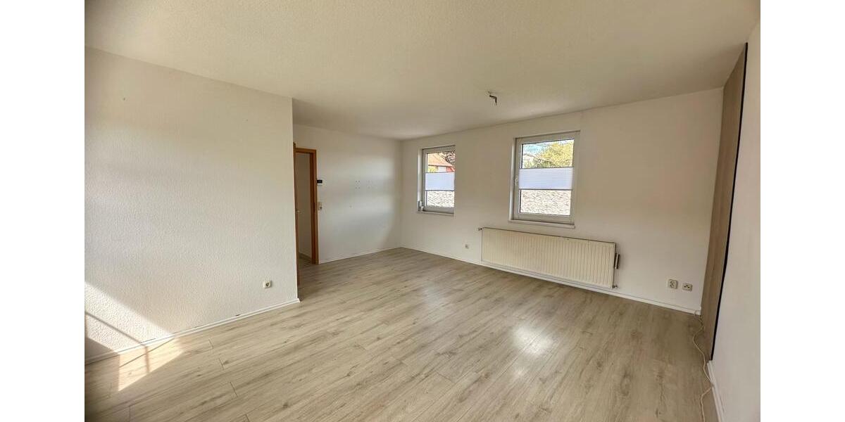 Dachgeschoßwohnung Gützkow - 3 Zimmer, 75 m&sup2;, 980&euro; | Angebot:26441629