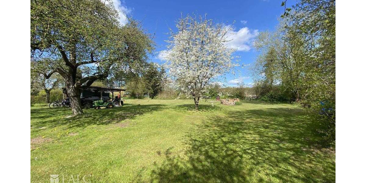 Einfamilienhaus Splietsdorf - 7 Zimmer, 220 m&sup2;, 330.000&euro; | Angebot:25668637