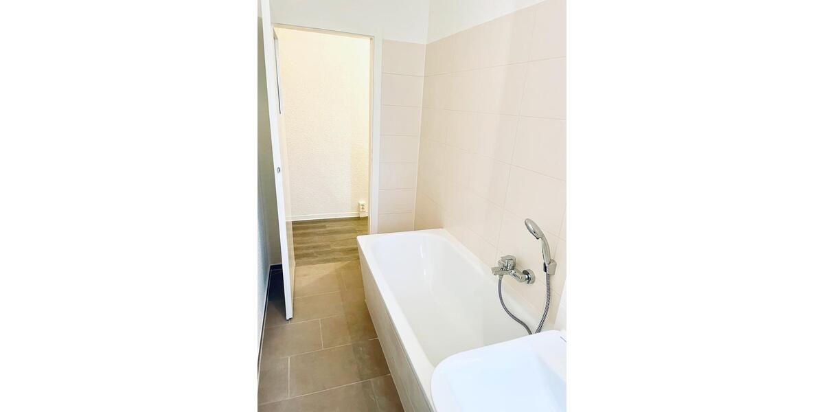 Etagenwohnung Greifswald - 1 Zimmer, 33 m&sup2;, 415&euro; | Angebot:25723468