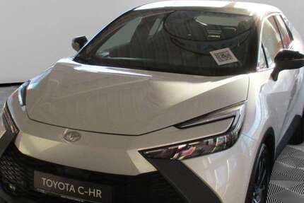 Toyota C-HR 9.800 km 32.900 &euro; Greifswald 17489
