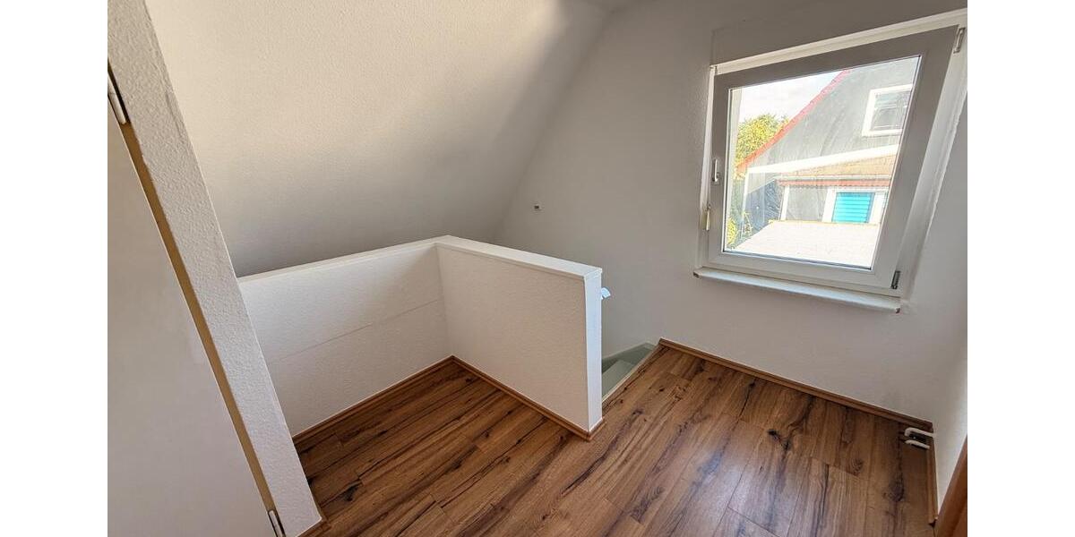 Doppelhaushälfte Steinhagen - 4 Zimmer, 100 m&sup2;, 219.000&euro; | Angebot:27273569
