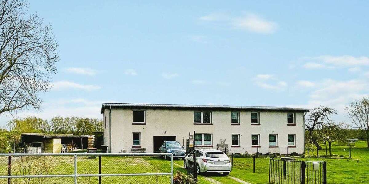 Einfamilienhaus Görmin - 9 Zimmer, 200 m&sup2;, 130.000&euro; | Angebot:25560854