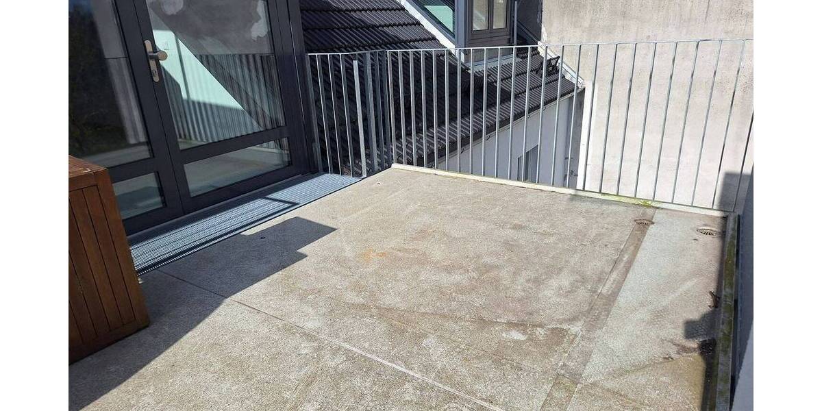 Etagenwohnung Greifswald Innenstadt - 2 Zimmer, 83 m&sup2;, 1.088&euro; | Angebot:25834707