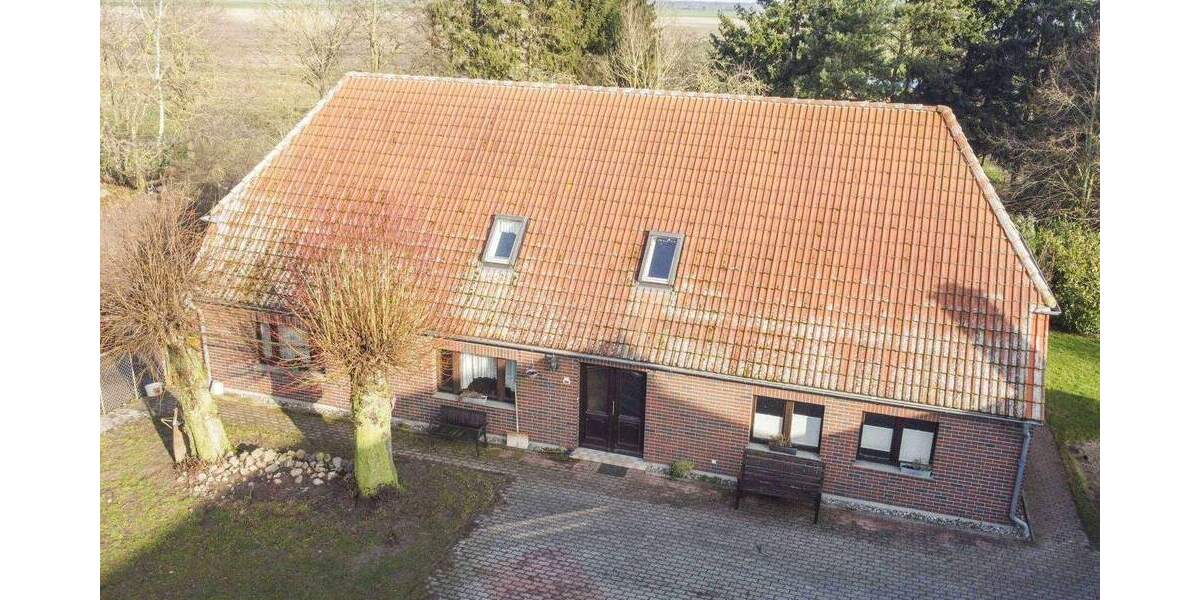 Einfamilienhaus Süderholz Behnkenhagen - 8 Zimmer, 226 m&sup2;, 299.000&euro; | Angebot:25742851