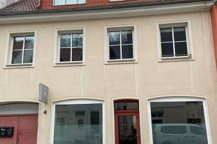 Wohnung Greifswald Innenstadt - 3 Zimmer, 71 m&sup2;, 556&euro; | Angebot:26116858