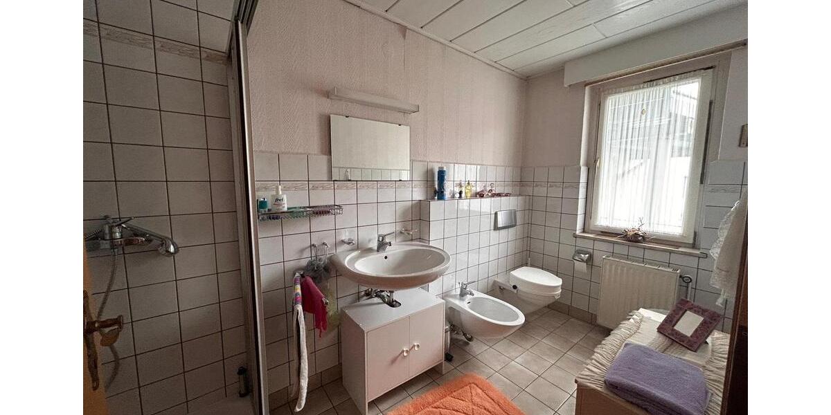 Einfamilienhaus Gützkow - 5 Zimmer, 220 m&sup2;, 169.000&euro; | Angebot:24467192