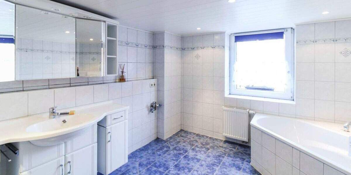 Einfamilienhaus Süderholz Behnkenhagen - 8 Zimmer, 299.000&euro; | Angebot:25838257