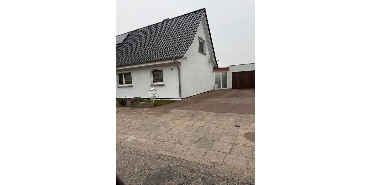 Doppelhaushälfte Grimmen - 2 Zimmer, 78 m&sup2;, 188.000&euro; | Angebot:26255585