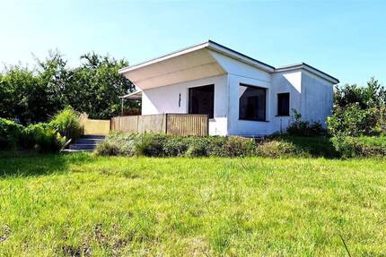 Haus Gustow - 2 Zimmer, 27 m&sup2;, 99.000&euro; | Angebot:25663899