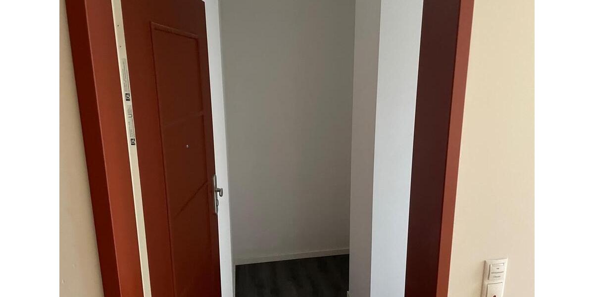 Etagenwohnung Greifswald - 1 Zimmer, 33 m&sup2;, 370&euro; | Angebot:25056236