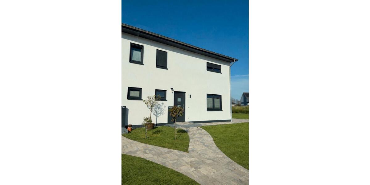 Doppelhaushälfte Greifswald Groß Schönwalde - 4 Zimmer, 110 m&sup2;, 1.800&euro; | Angebot:26439532