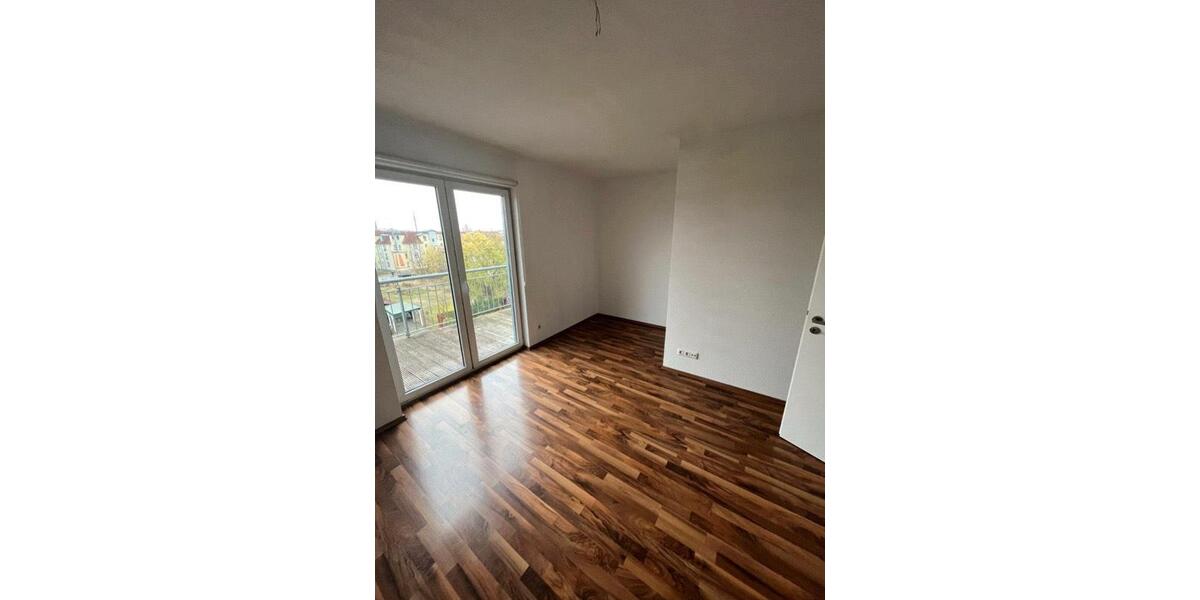 Dachgeschoßwohnung Greifswald - 3 Zimmer, 83 m&sup2;, 850&euro; | Angebot:27721606